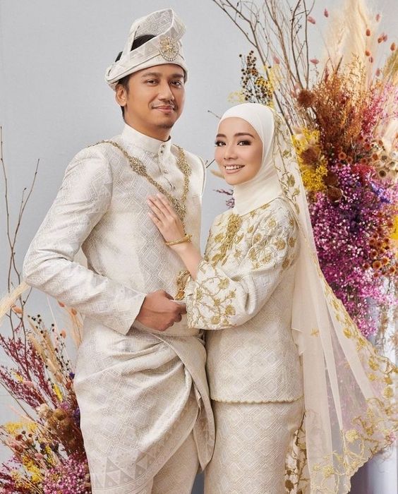 malaysian wedding dress